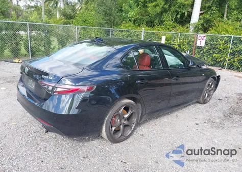 2024 Alfa Romeo Giulia Ti Rwd z USA, uszkodzony, nr VIN ZARFAMBN8R7684832